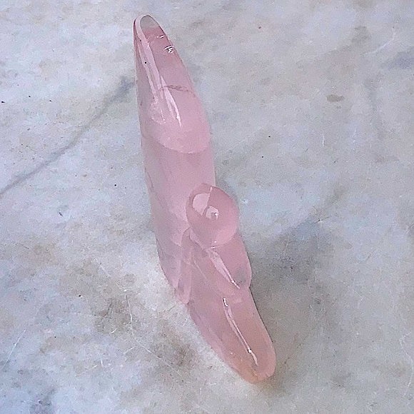 FAIRY ROSE QUARTZ CRYSTAL CARVED GEMSTONE NEW HEALING STONE UNCONDITIONAL LOVE - Picture 3 of 12